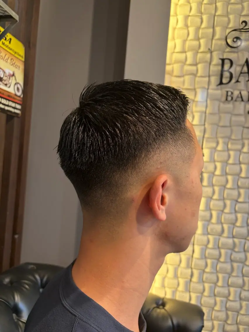 ミディアム カット TAKEDA DAISHIROのヘアスタイル