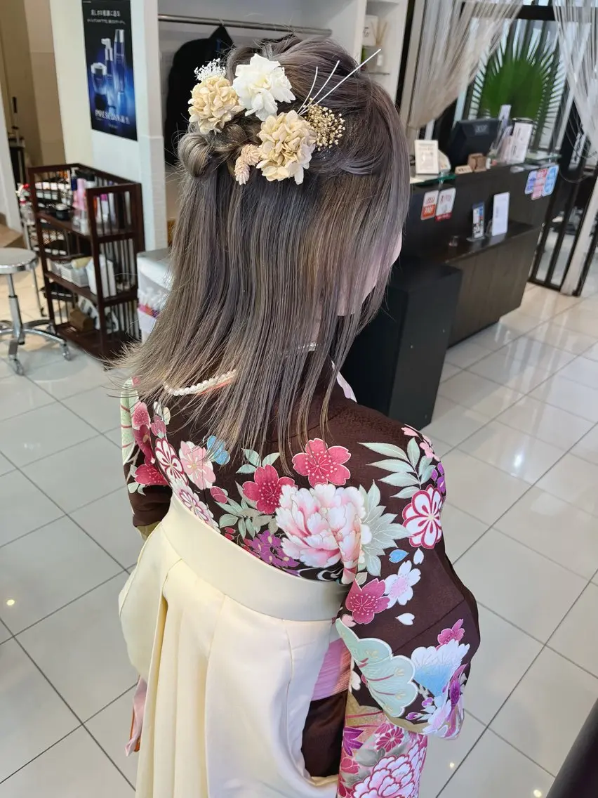ミディアム ヘアアレンジ ヘアセット アレンジ&ショート 💙YUKINOのヘアスタイル