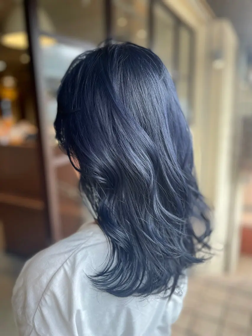 ミディアム 長谷川 黎のヘアスタイル