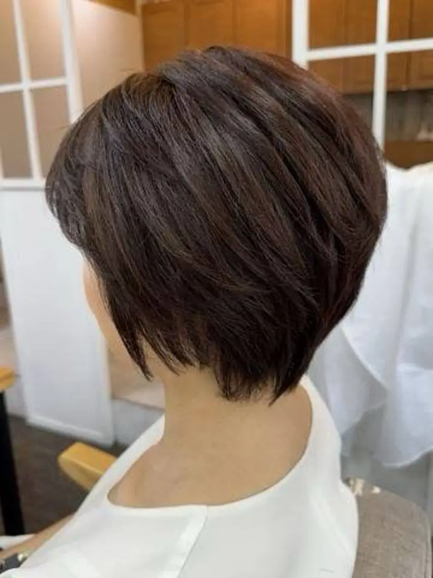 ショート ショートレイヤー レイヤーカット ショートヘア 髪質改善/カラー/ カット/富岡佑麻のヘアスタイル