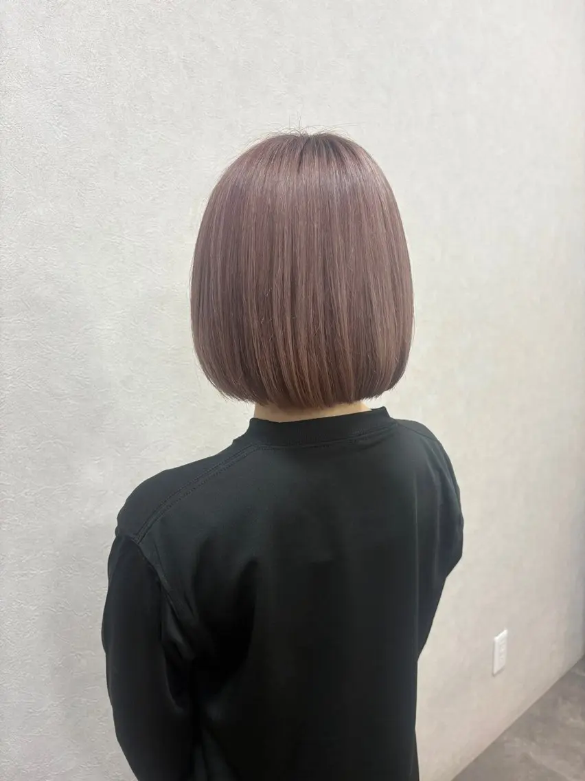ショート カラー ベージュカラー ブリーチ ピンクカラー ピンクベージュ sanaka / Minoriのヘアスタイル