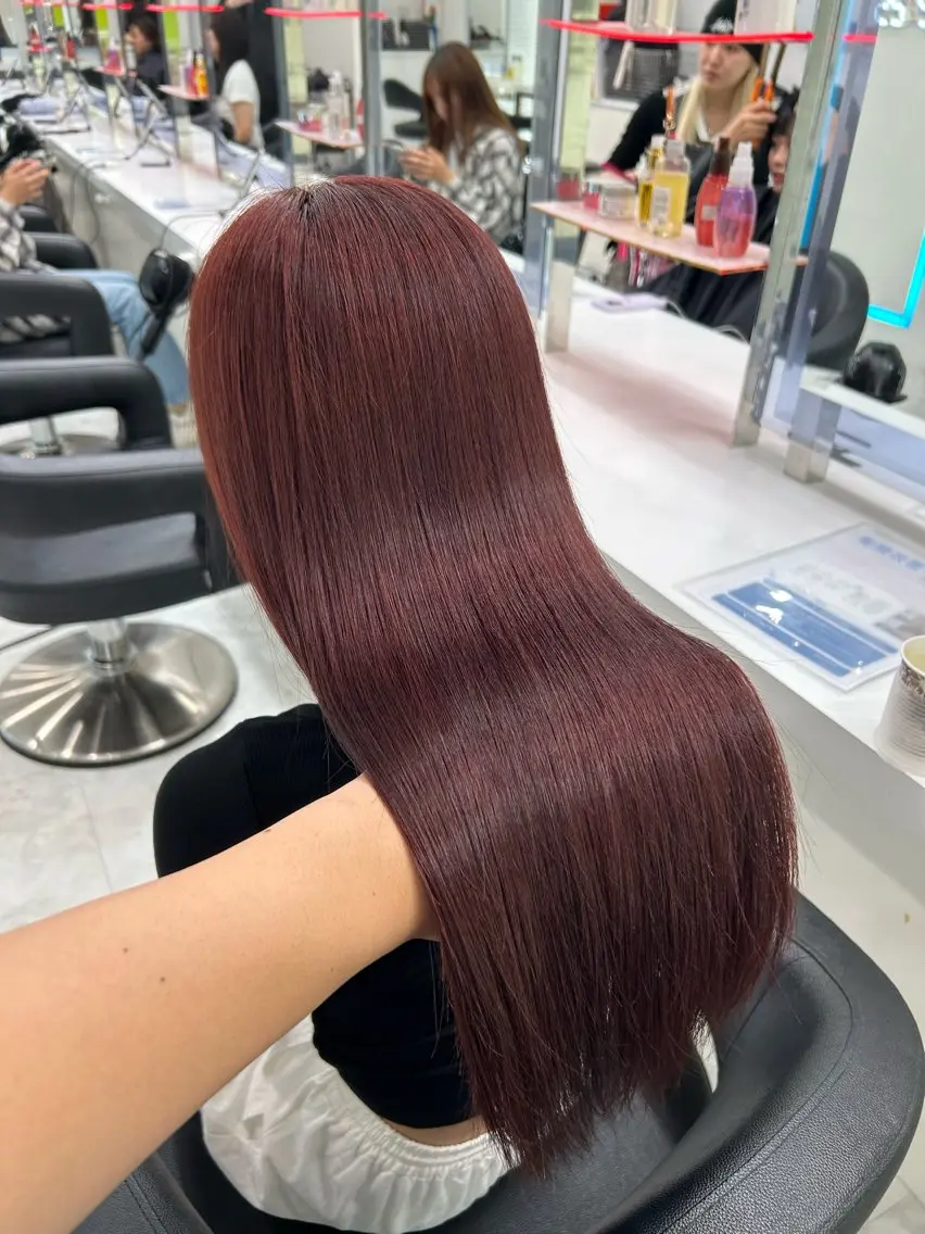 ロング 暖色系ハイトーン♡ mioriのヘアスタイル