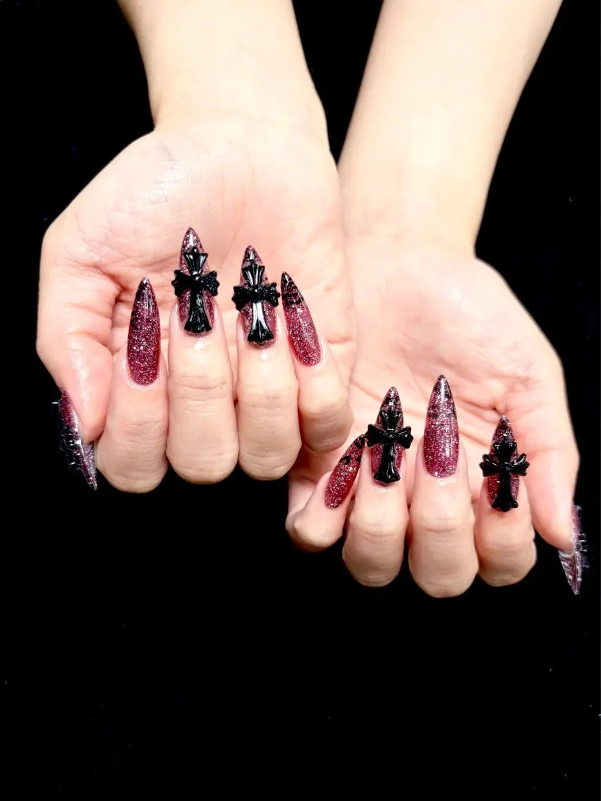 ネイル ハンドネイル ongles chicのネイルデザイン