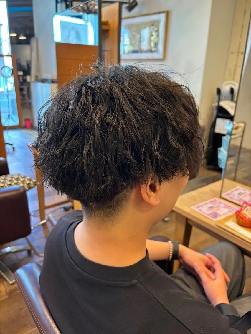 ショート パーマ メンズ カット パーマ トリートメント ヘアセット 豊中/メンズ特化 岡田 龍之介のヘアスタイル