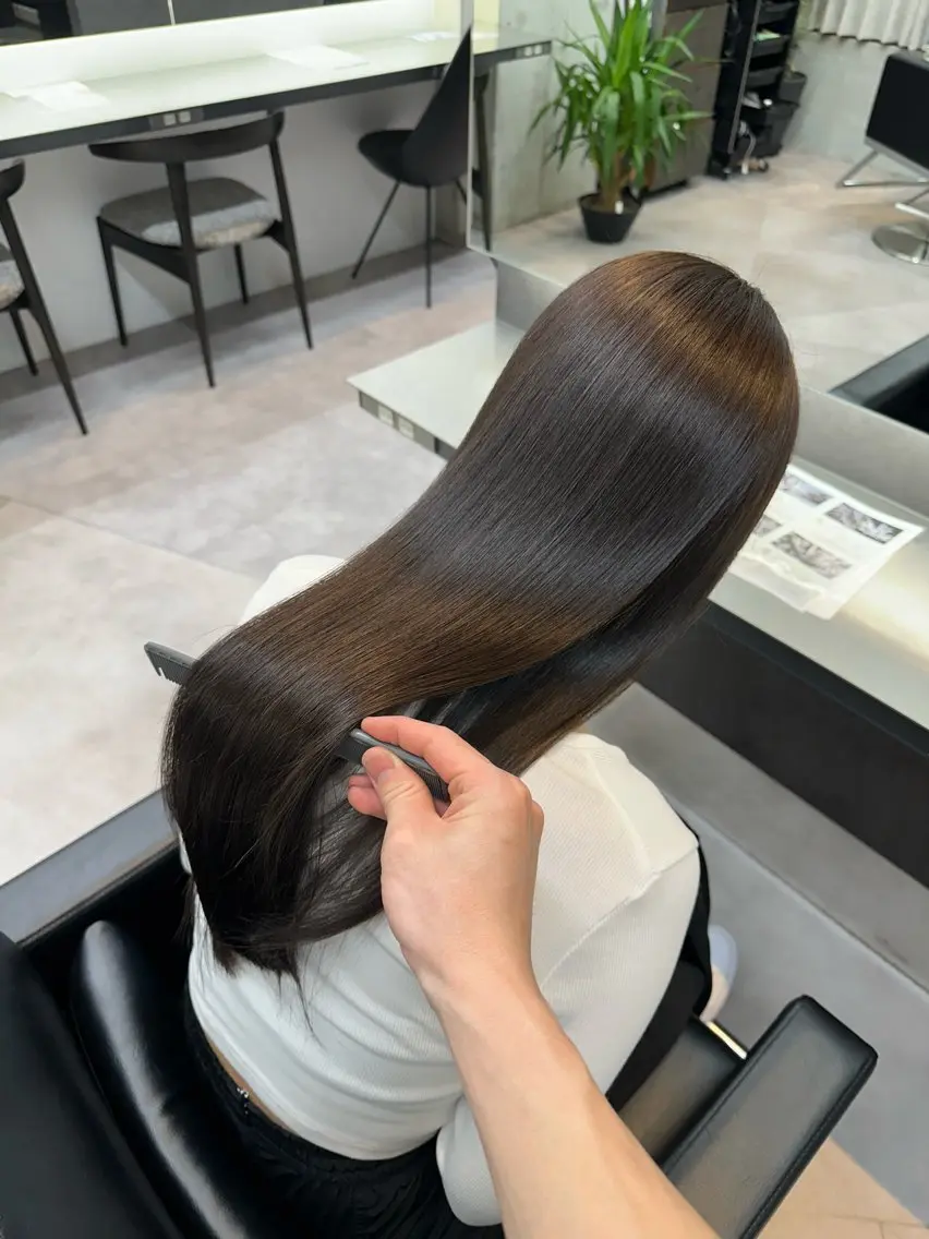 ロング 美髪縮毛矯正/ 髪質改善 RYOTAのヘアスタイル