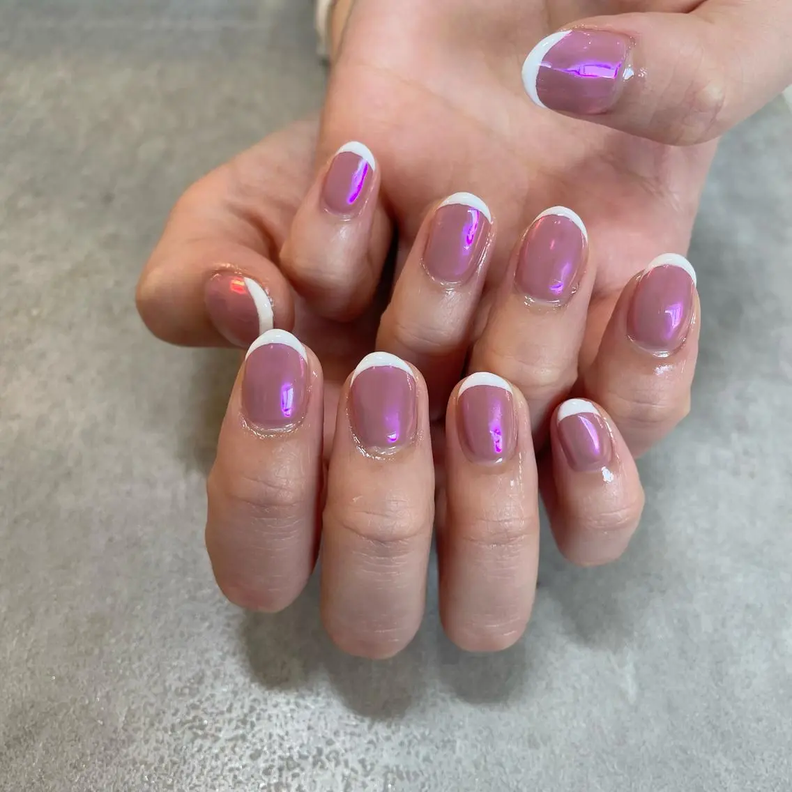 ネイル オーロラネイル パープル Nail Salon Gummi.のネイルデザイン