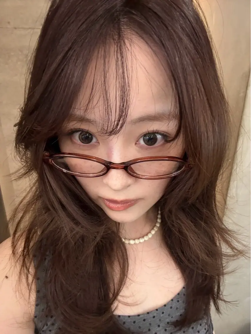 ロング カラー カット ヘアカラー トリートメント Saki/レイヤー/ 柔色カラー/顔まわりのヘアスタイル