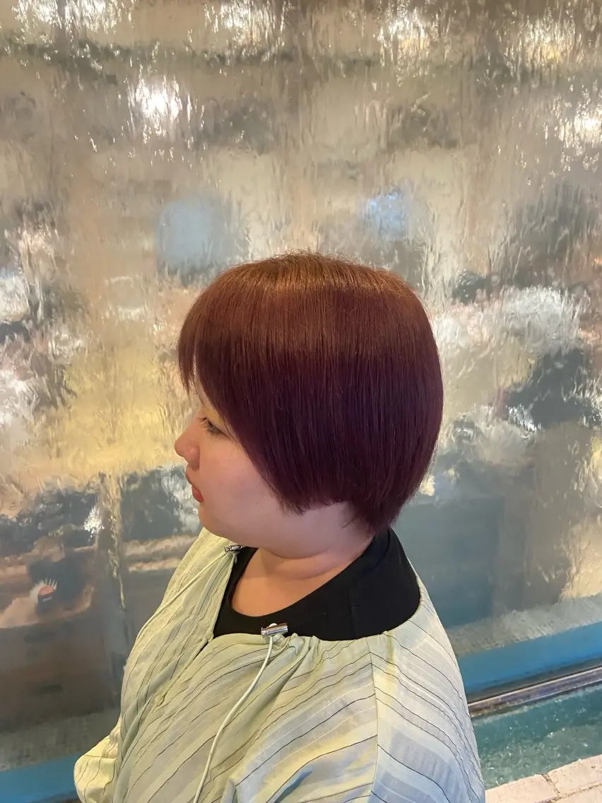 ショート カラー ベージュカラー ピンクカラー ピンクベージュ ヘアカラー 小田部 愛のヘアスタイル