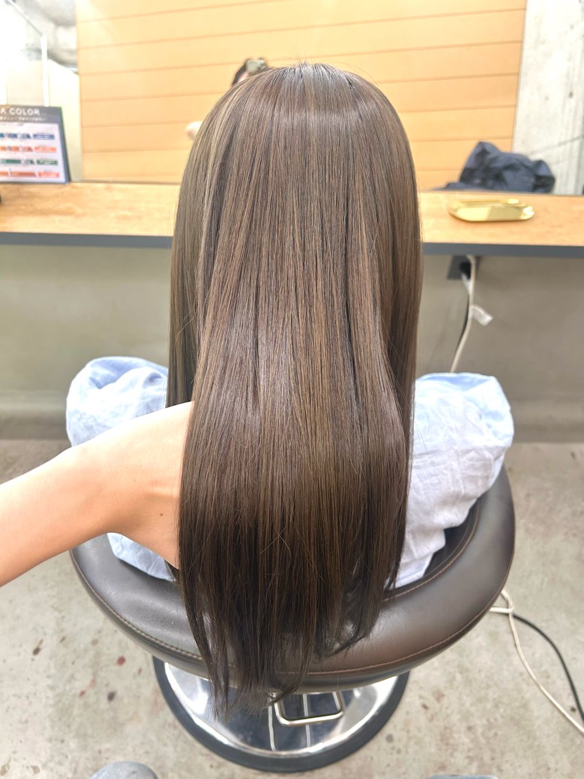 ロング カラー ベージュカラー ブリーチ 透明感カラー ダブルカラー グレージュ Keita/天王寺 /透明感カラー✨のヘアスタイル