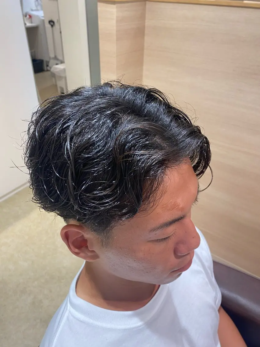パーマ メンズ メンズパーマモデル 大募集中のヘアスタイル