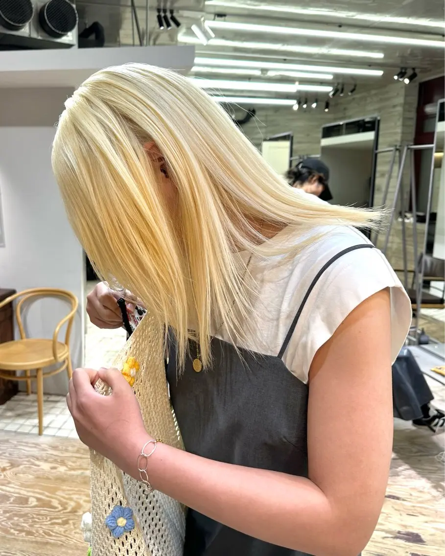 ミディアム ヘアカラー トリートメント ササキカズマ〻透明感 〻色落ち〻赤み消しのヘアスタイル