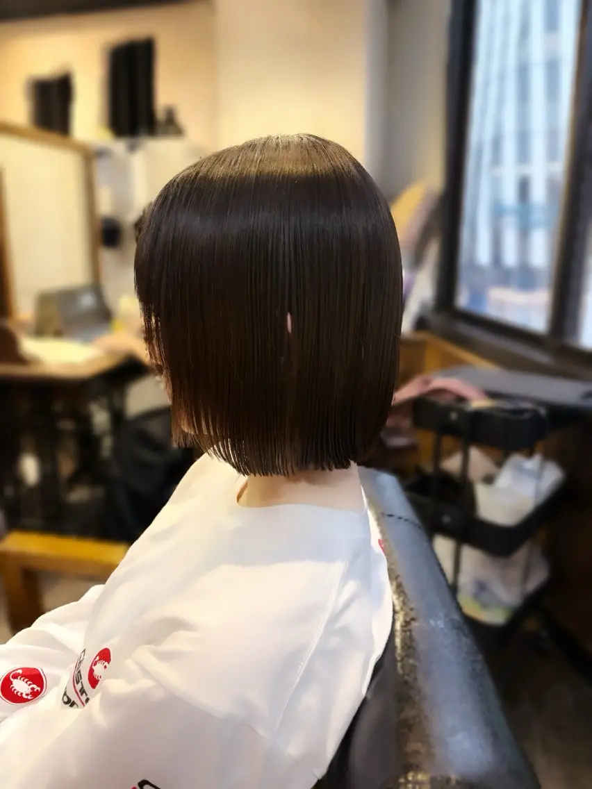 ショート ボブ Emma/レイヤー /柔らかカラーのヘアスタイル