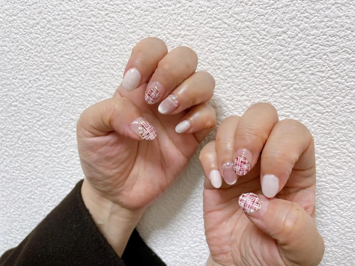 ネイル オーロラネイル フラワーネイル フットネイル フレンチネイル ジェルネイル mogunail &blowのネイルデザイン