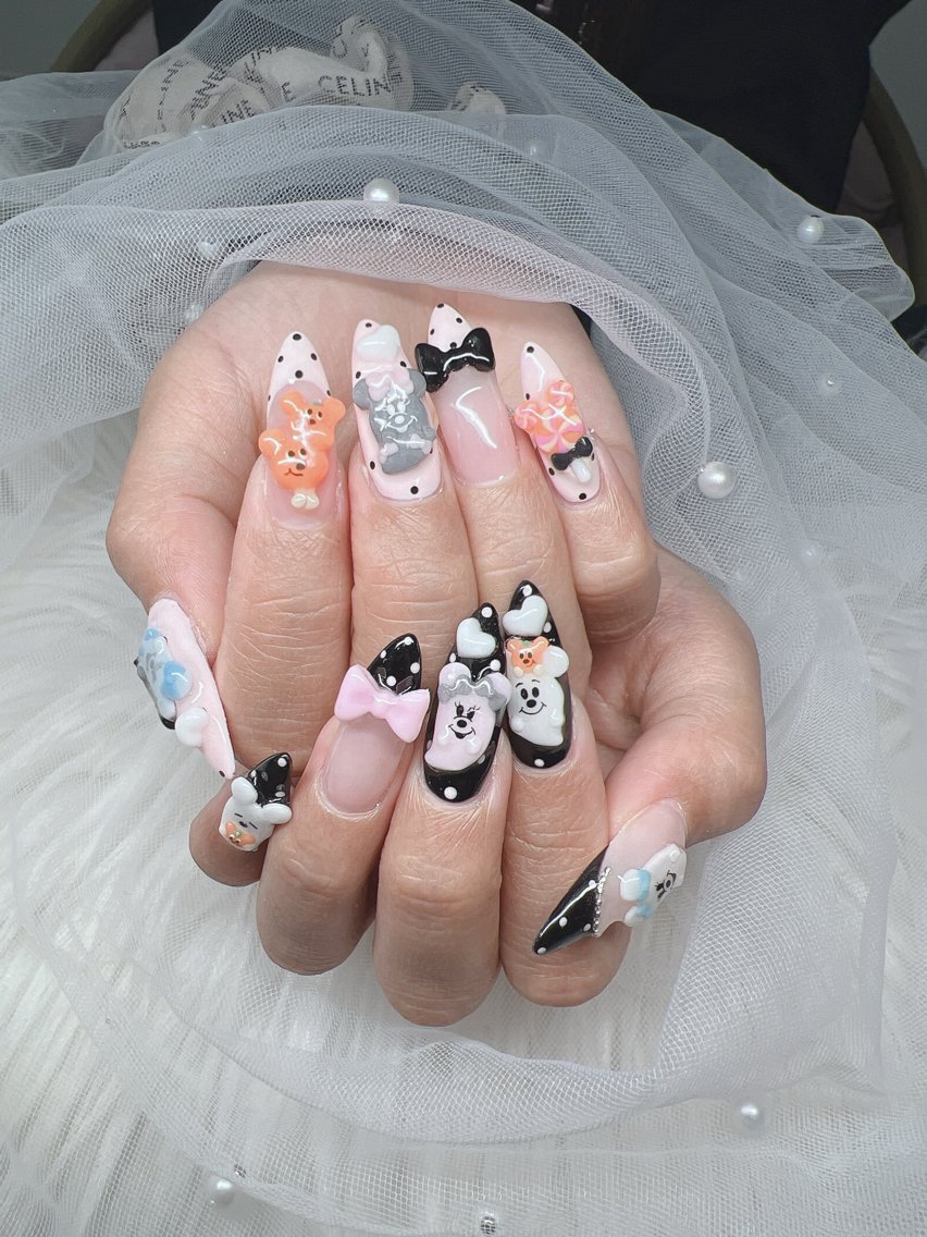 ネイル ハンドネイル Lee  Nails リーリンのネイルデザイン