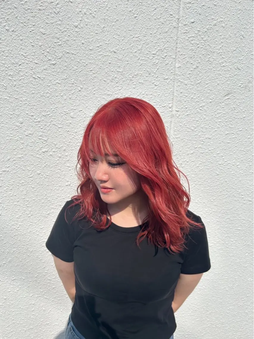 カラー ブリーチ フルヤ ユウキのヘアスタイル