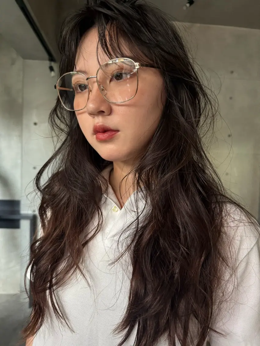 ロング ハイレイヤー レイヤーカット カット ヘアカラー トリートメント レイヤーカット\ウル フ　chinatsuのヘアスタイル