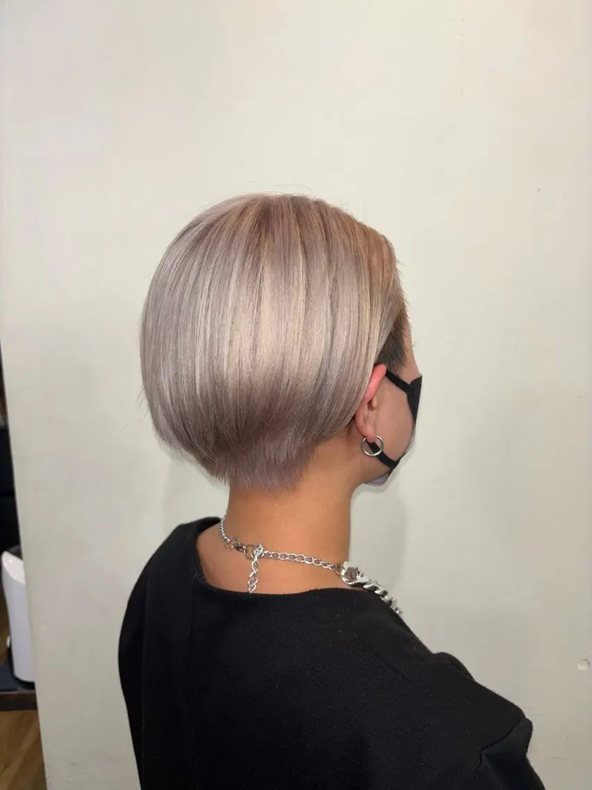 ショート カラー ヘアカラー トリートメント SHO 👻原宿 /艶カラーのヘアスタイル