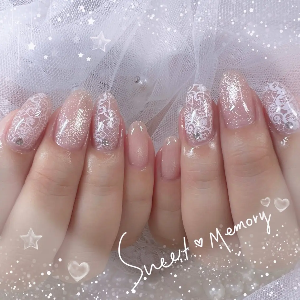 ネイル チークネイル フレンチネイル ガーリー ガラスフレンチ グラデーション ハンドネイル Chill Nailsalonのネイルデザイン
