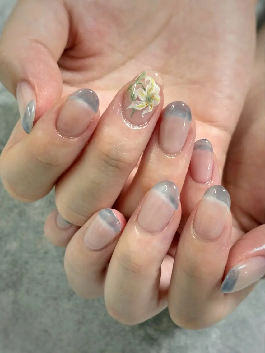 ネイル ハンドネイル FIORITURA Maikoのネイルデザイン