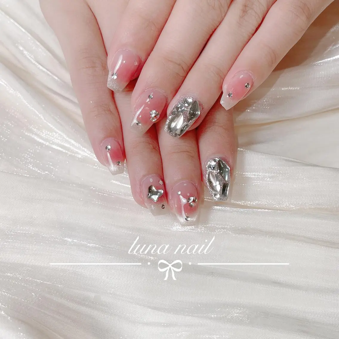 ネイル luna nail &eyelashのネイルデザイン