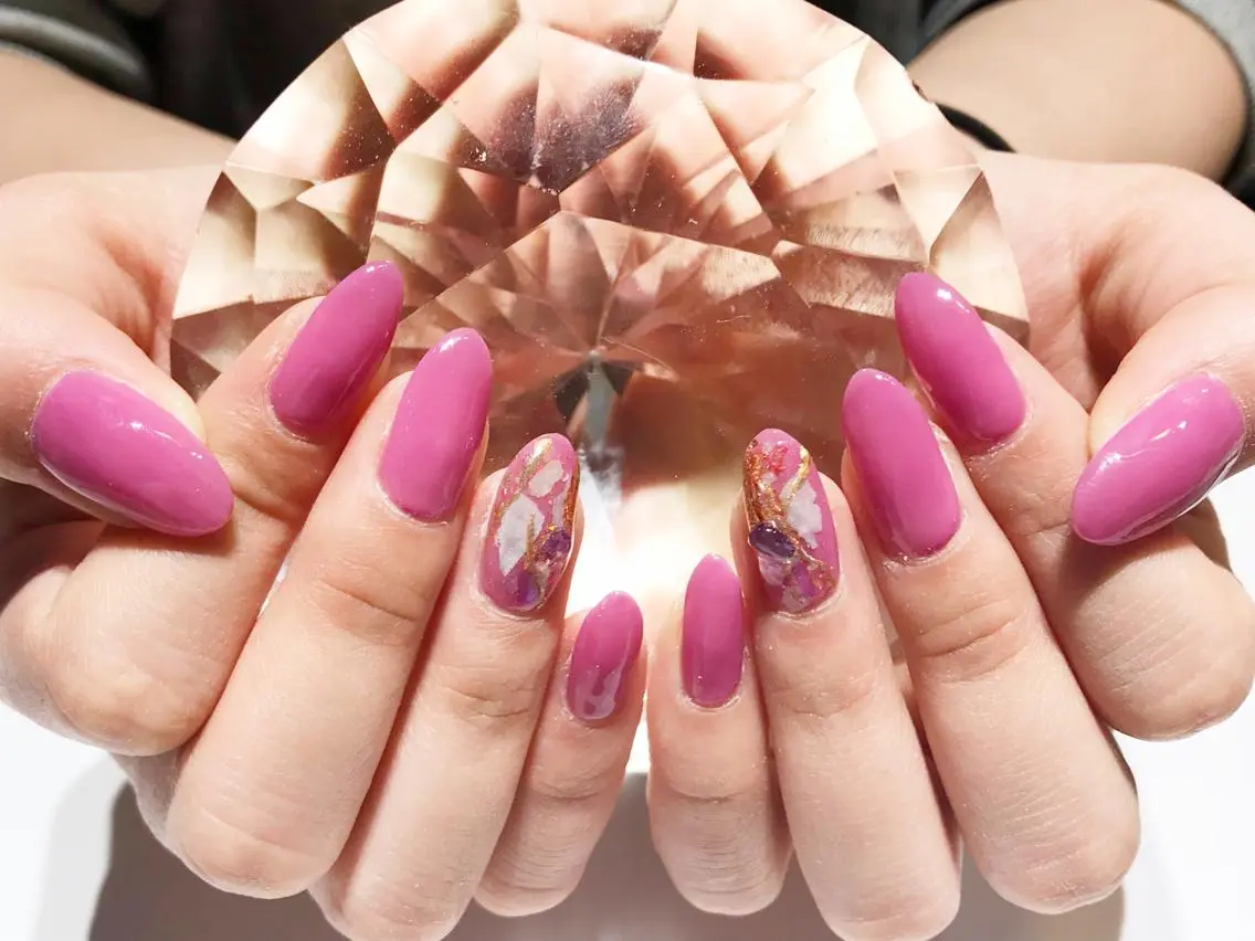 ネイル 長さ出し ジェルネイル シンプルネイル YUN 💅のネイルデザイン