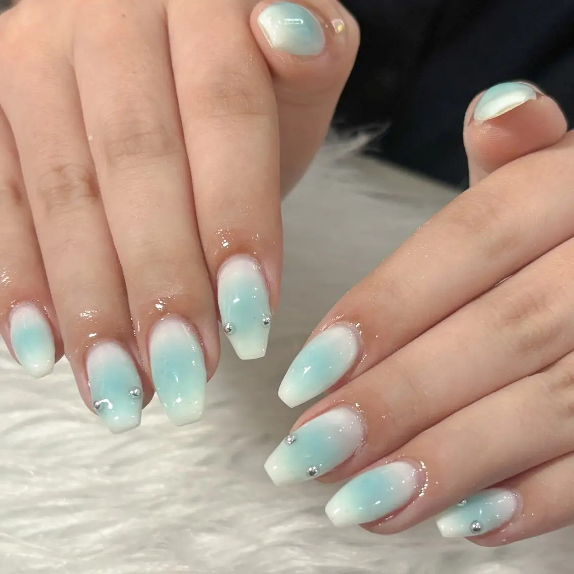 ネイル ハンドネイル LAVISH manaのネイルデザイン