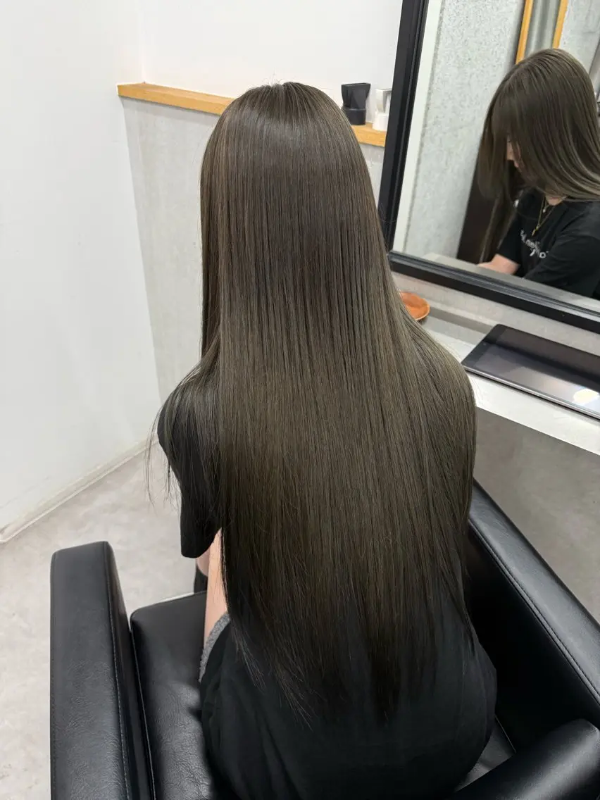 ロング カラー ヘアカラー 新宿/ベージュ/ 透明感カラー/タクマのヘアスタイル