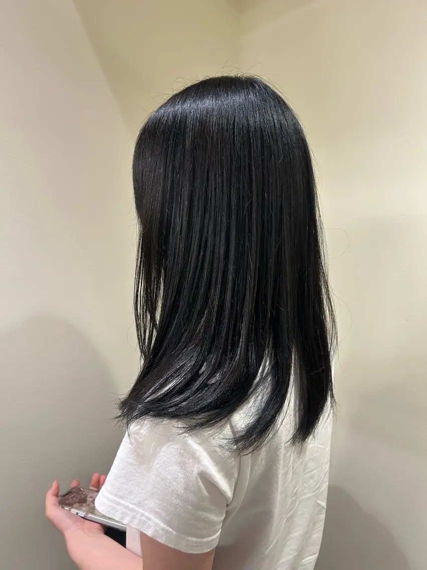 セミロング ヘアカラー nao /HUIのヘアスタイル