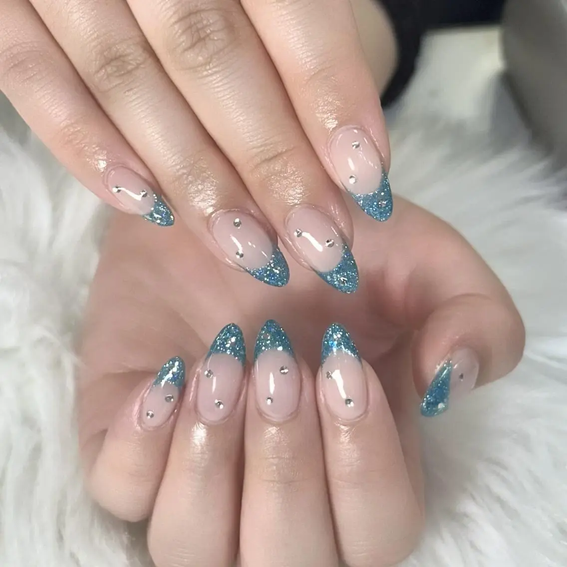 ネイル ❤️💛REBEST 京橋 nailのネイルデザイン