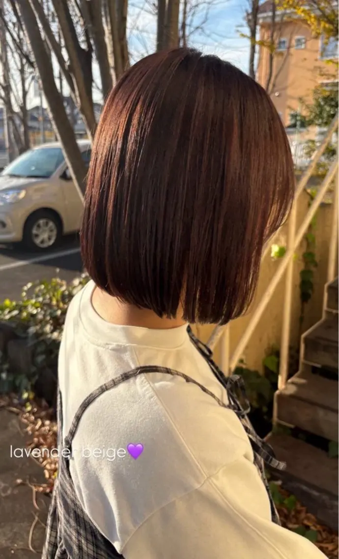 ショート カラー ルプラボウ　岡田 莉音のヘアスタイル