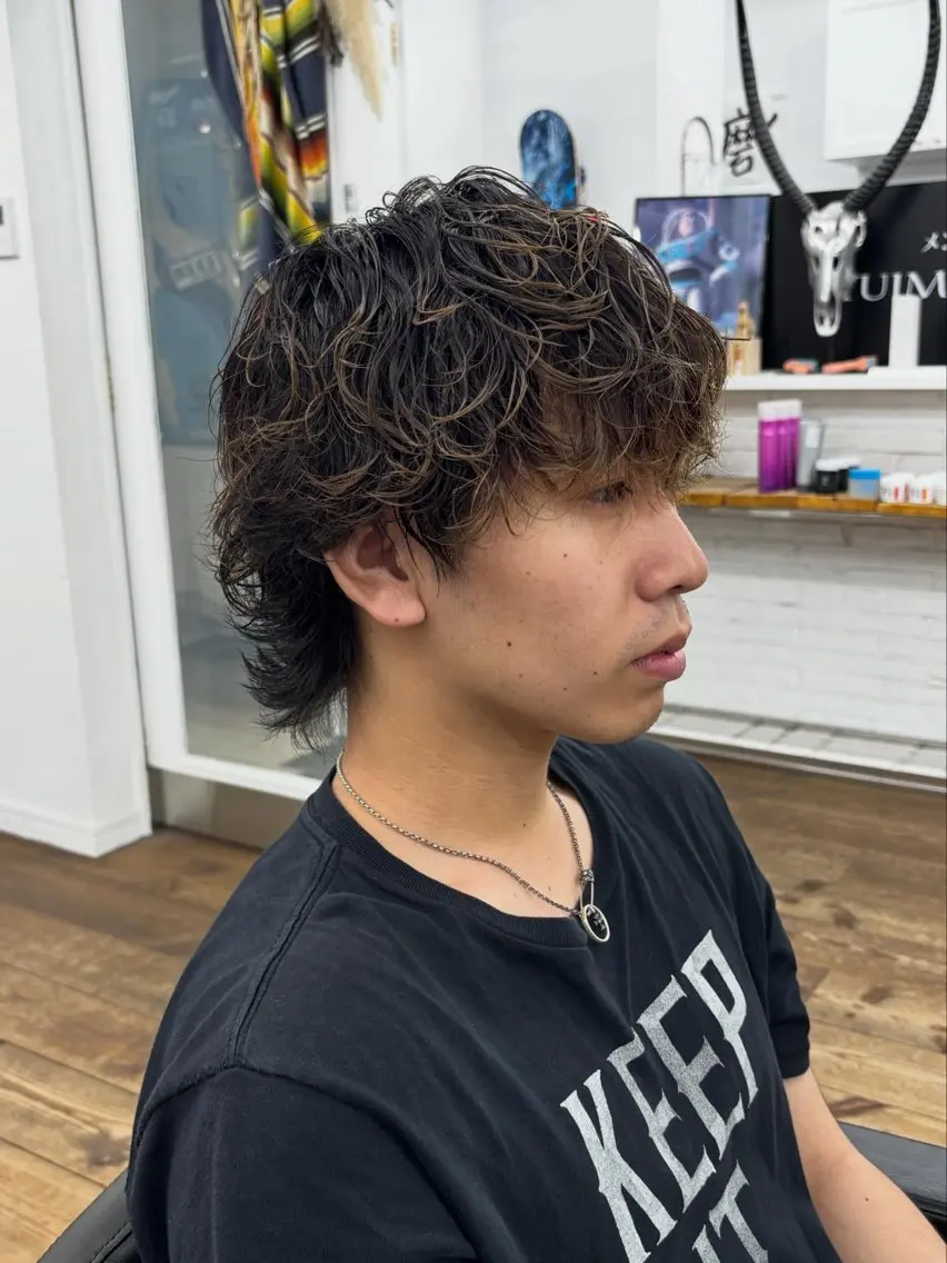 ショート パーマ メンズ メンズパーマ 外ハネヘア カット パーマ メンズ特化🫧 YUSUKE🫧のヘアスタイル