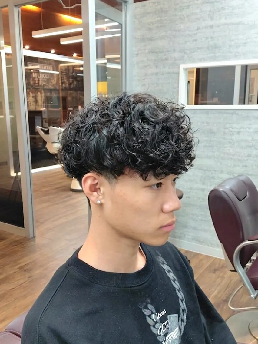 ショート パーマ メンズ スペインカール カット パーマ メンズ特化💈/ 長谷川翼のヘアスタイル