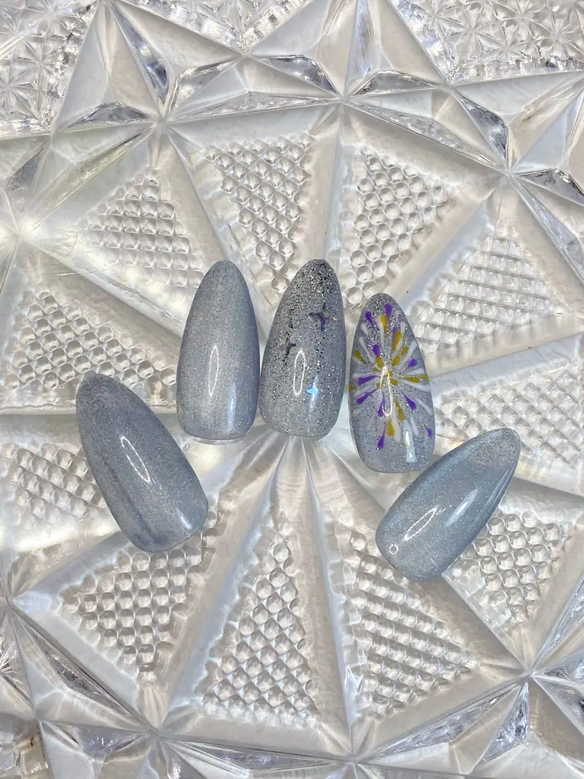 ネイル フラッシュネイル マグネットネイル 夏ネイル iro+ nailのネイルデザイン