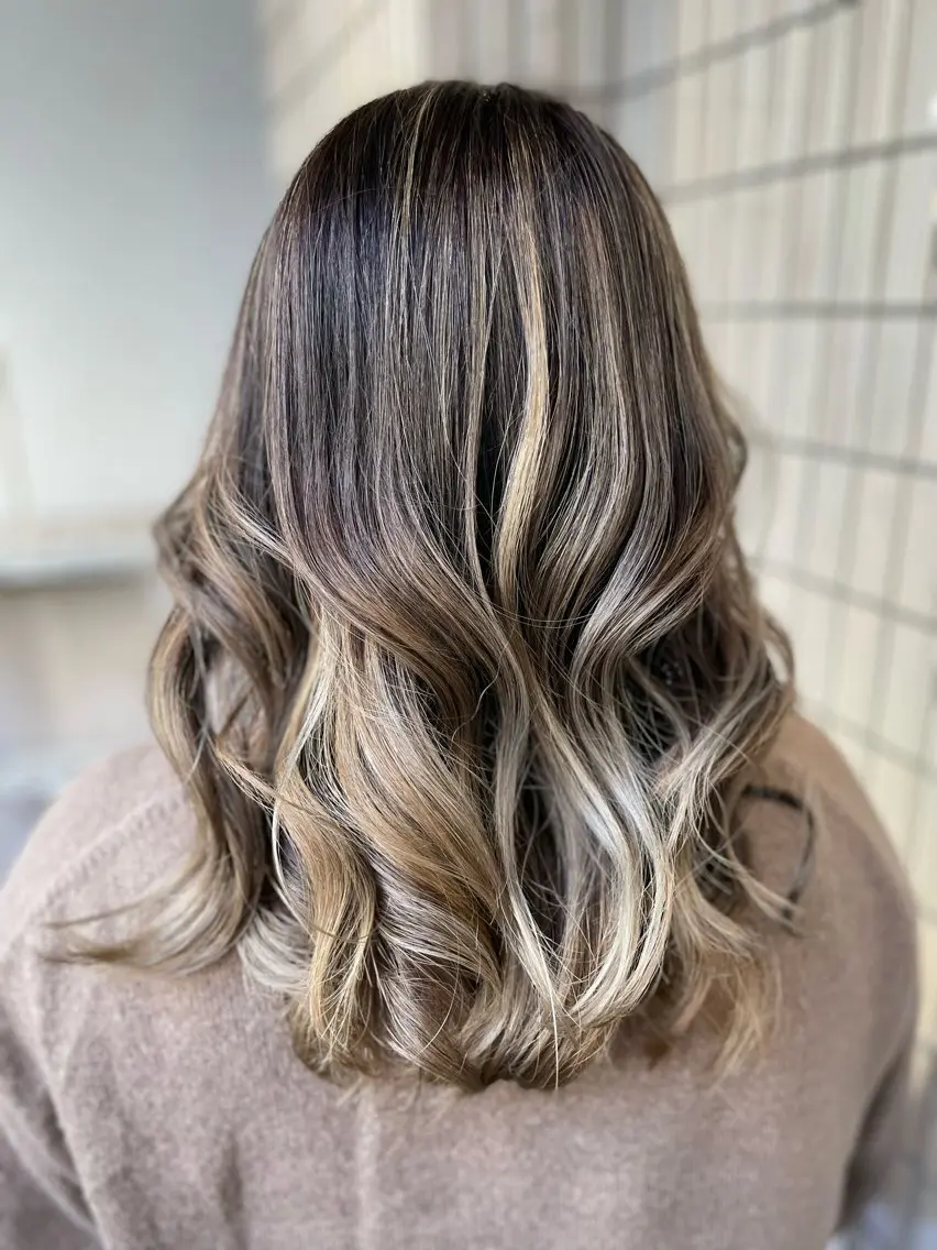 ロング レイヤーカット 原 千景のヘアスタイル