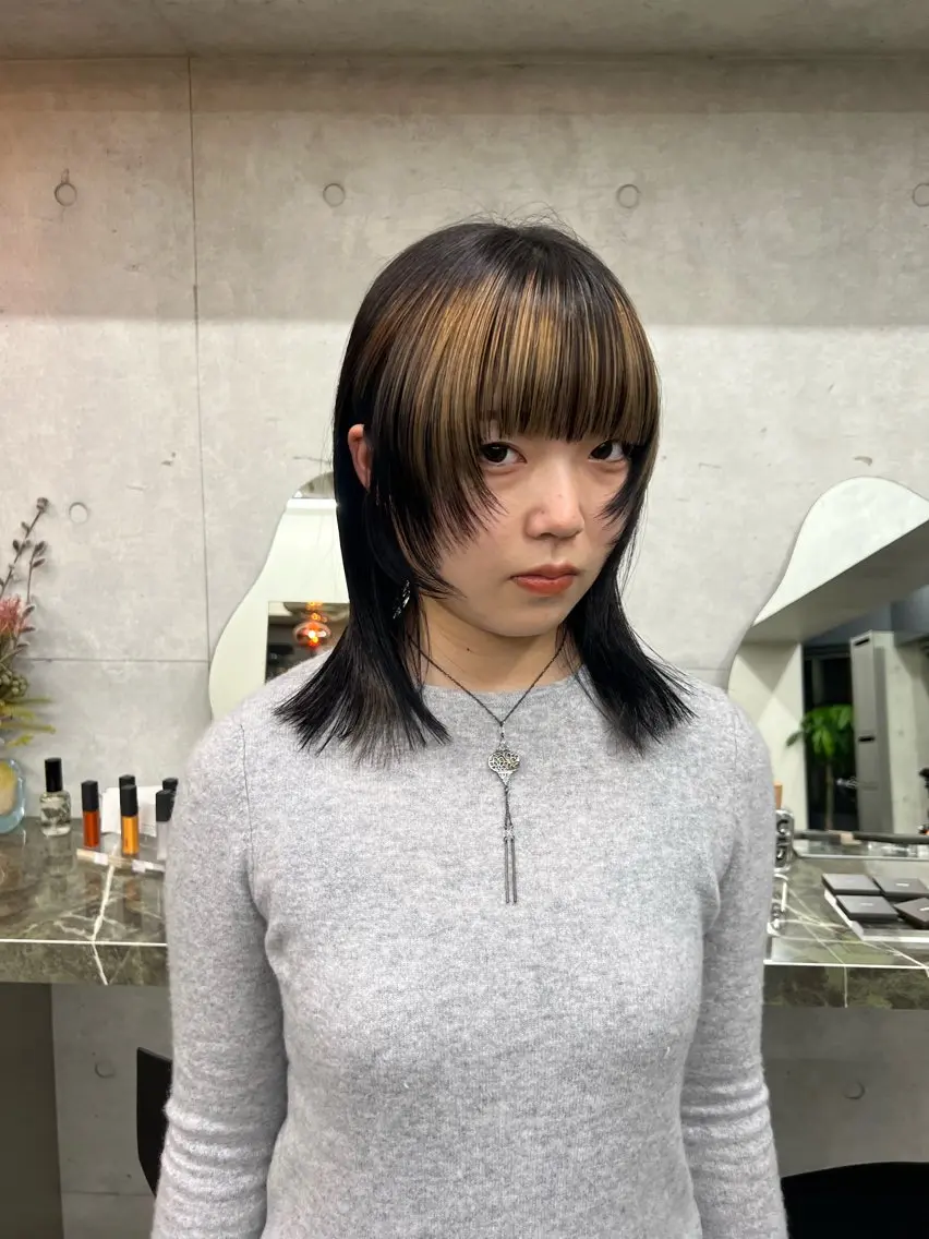 ミディアム カラー カット ヘアカラー ハイトーンカラー/ さらさのヘアスタイル