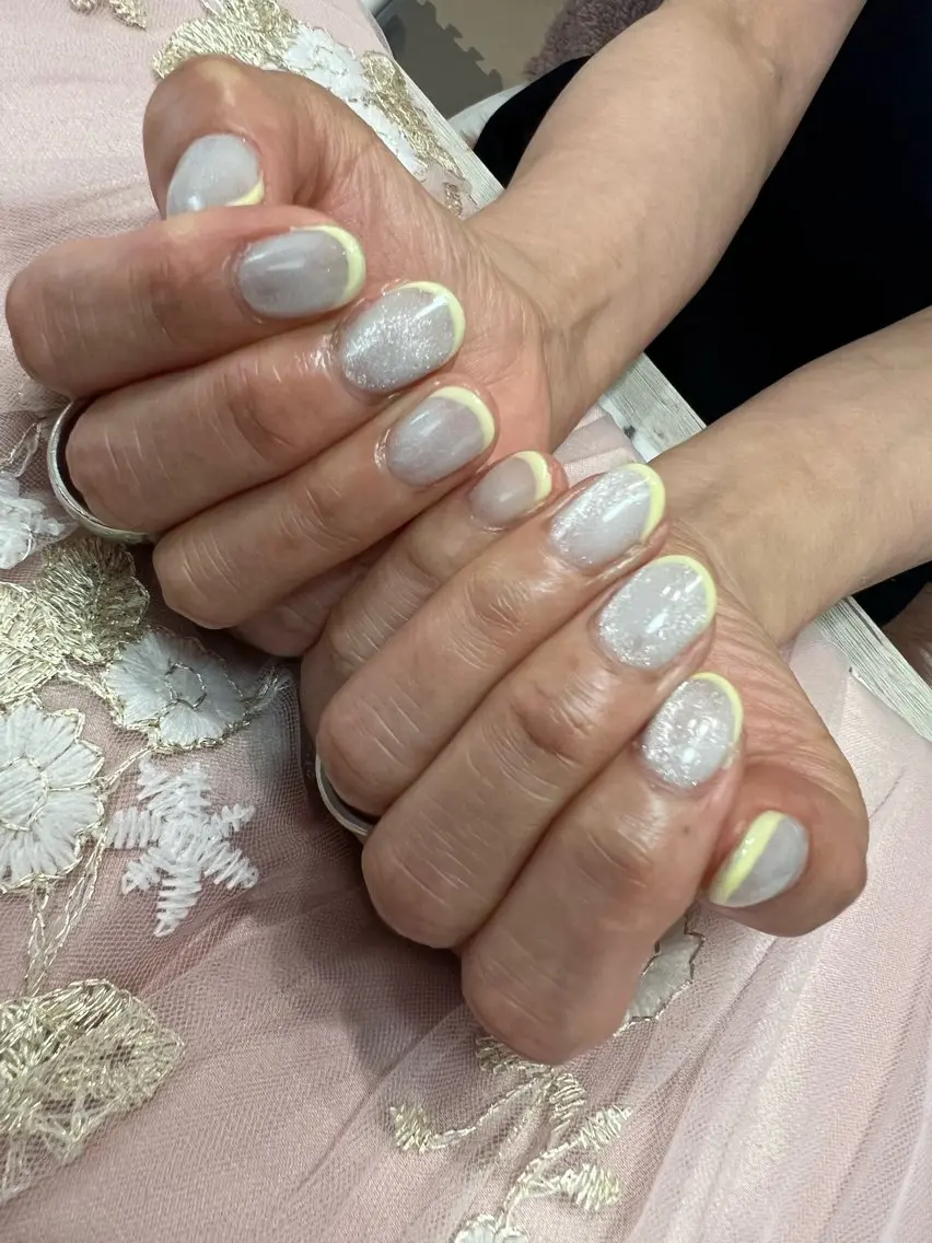 ネイル フレンチネイル マグネットネイル Luminous ⭐︎のネイルデザイン