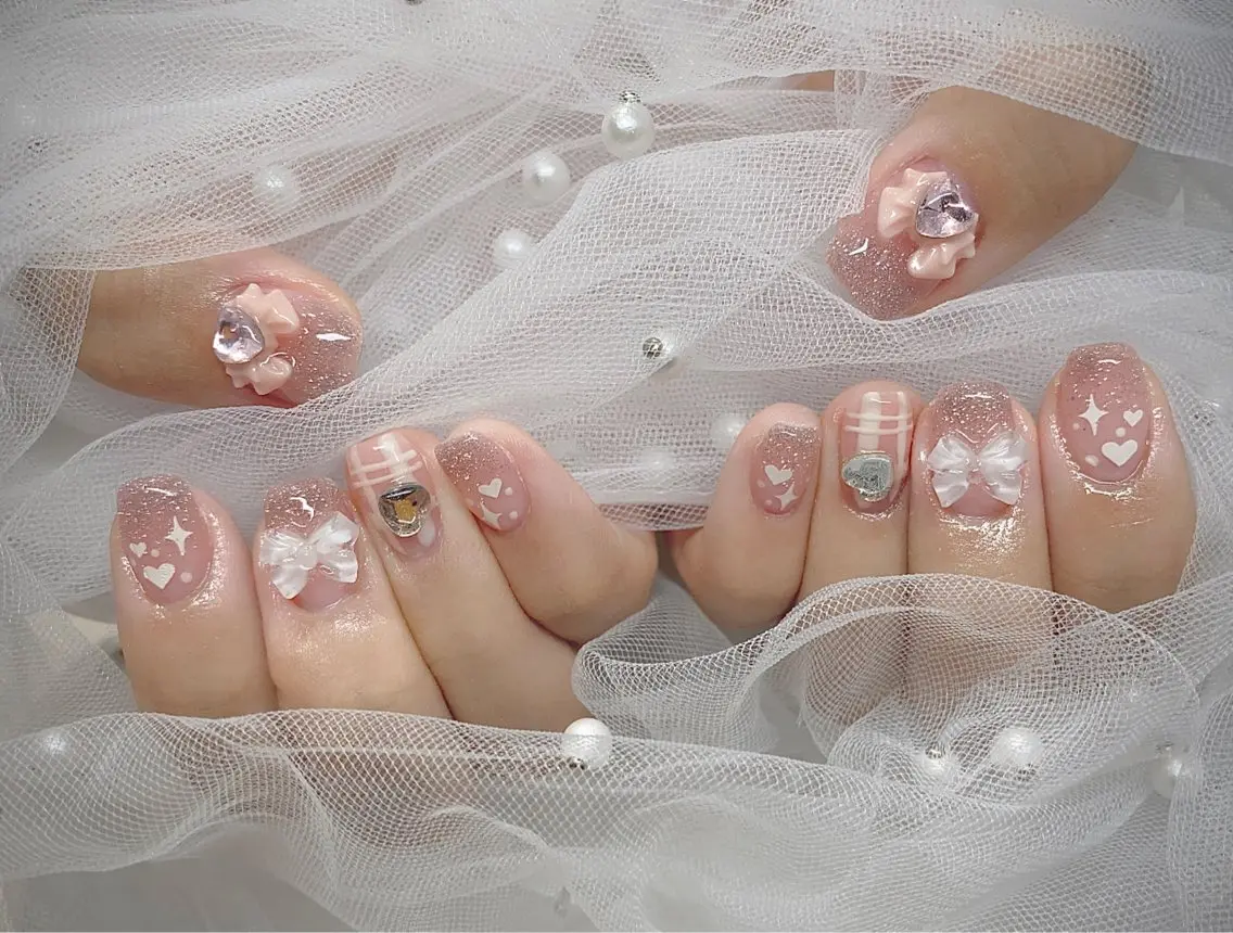 ネイル I-nailロング /ワンホン/キラキラのネイルデザイン