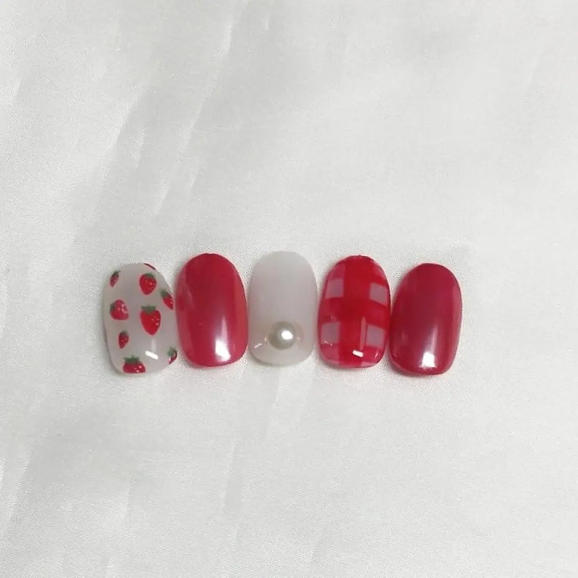 ネイル ハンドネイル ハンドケア lylynail YUUKAのネイルデザイン
