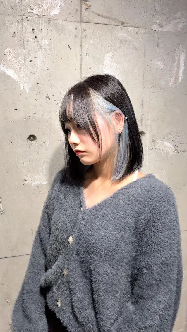 ロング カラー ブリーチ 透明感カラー ハイトーンカラー インナーカラー 髪質改善 🦋Chisa/髪質 改善×カラー特化💎のヘアスタイル