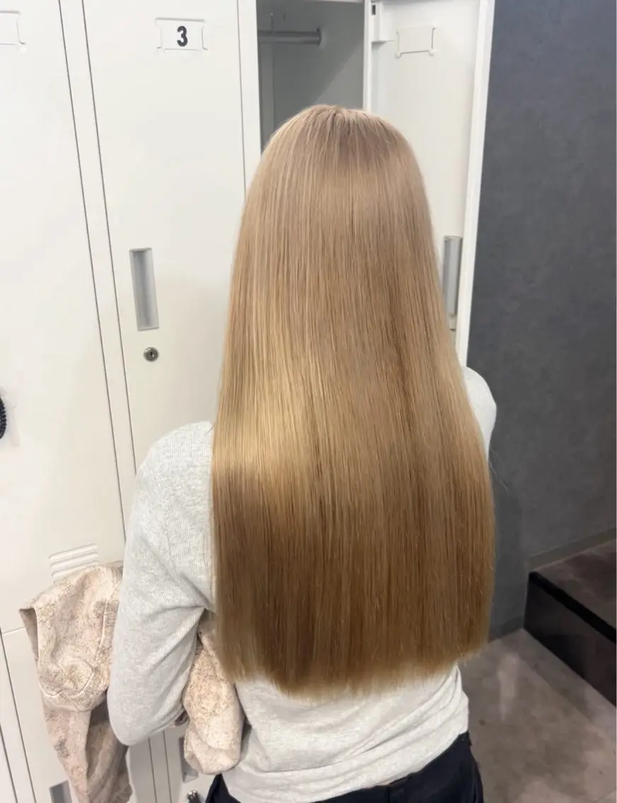 ロング カラー ブリーチ 心斎橋美容室 marinaのヘアスタイル