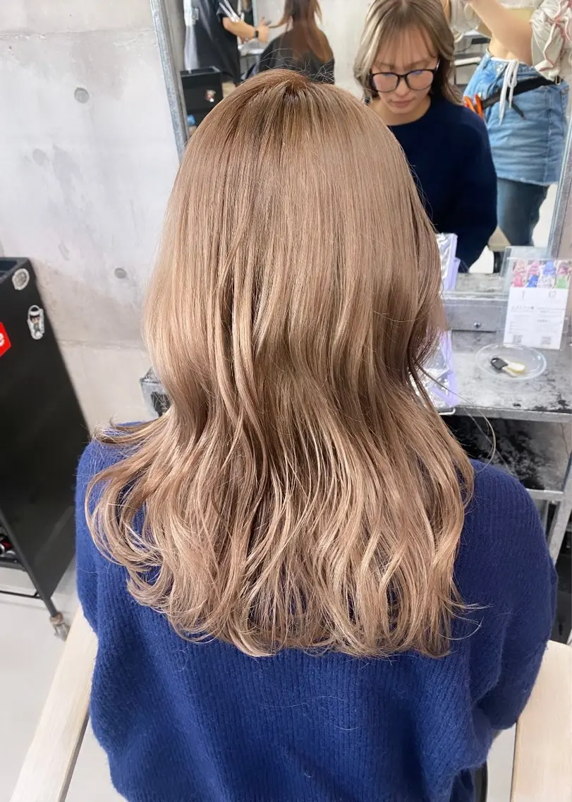 セミロング カラー ヘアアレンジ ヘアカラー 🌈【🎀ヘアデザイ ナー🎀】✨ノン✨のヘアスタイル