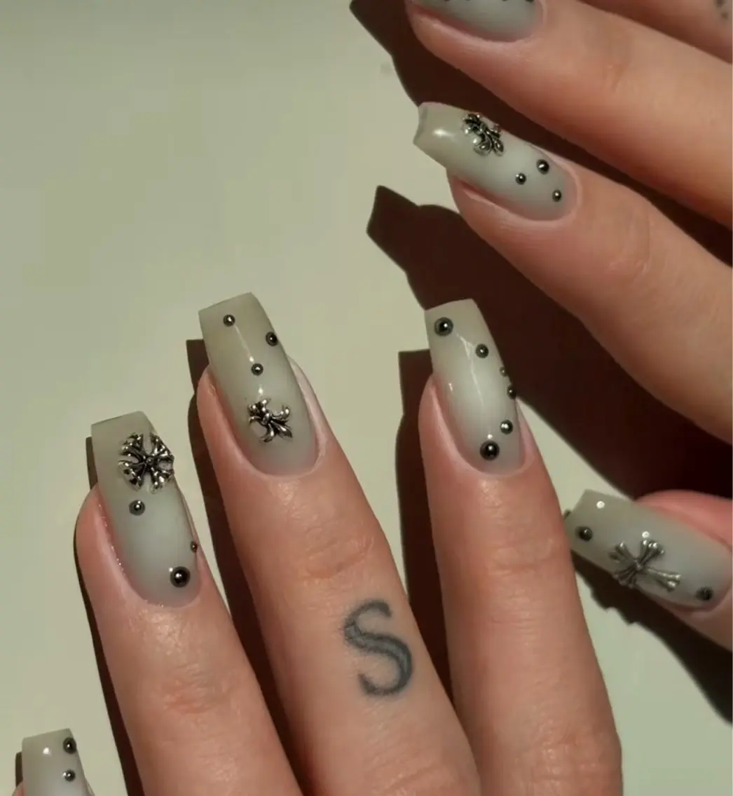 ネイル グリーン ハンドネイル chirin nailのネイルデザイン