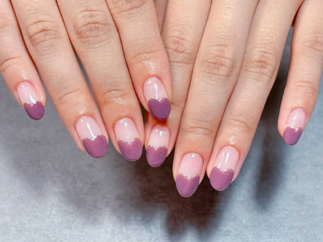 ネイル アートネイル ジェルネイル ハロウィン マグネットネイル パラジェル ハンドネイル ハンドケア 💫ゆか_ Nailartistのネイルデザイン