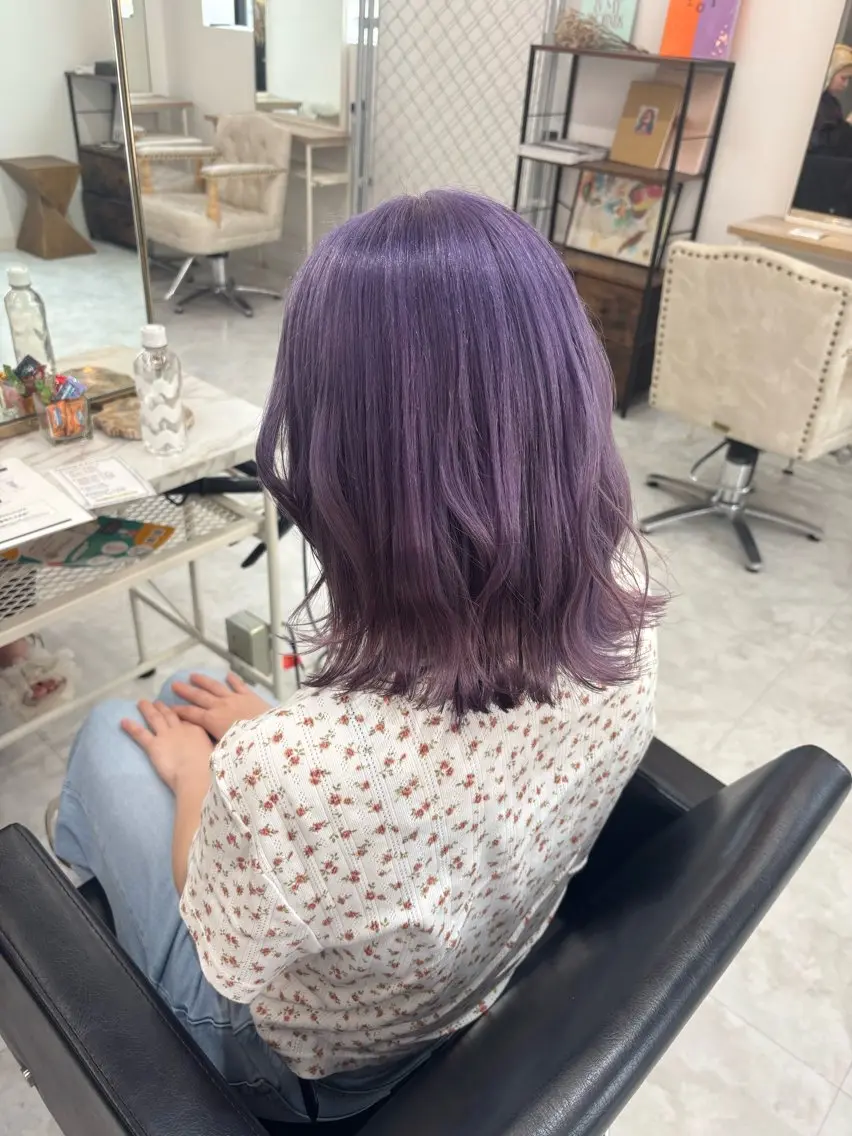 カラー 漆畑 莉奈のヘアスタイル