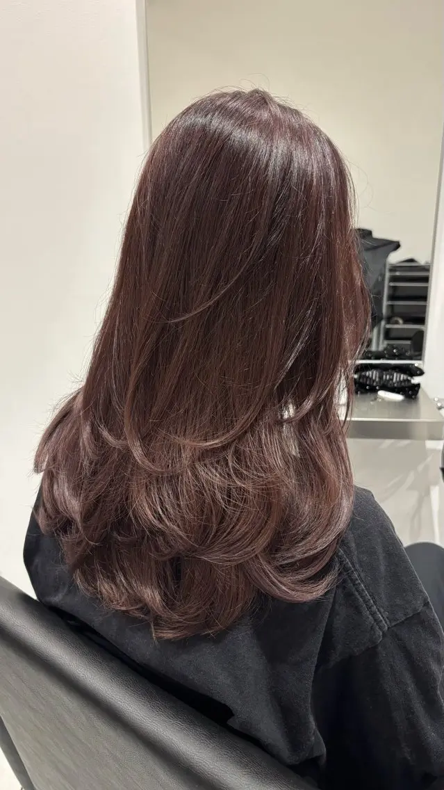 ロング カラー ベージュカラー ブリーチ ブラウンカラー ケアブリーチ カシス カット ヘアカラー トリートメント 🎀韓国ヘア× 透明感カラー🎀正源のヘアスタイル