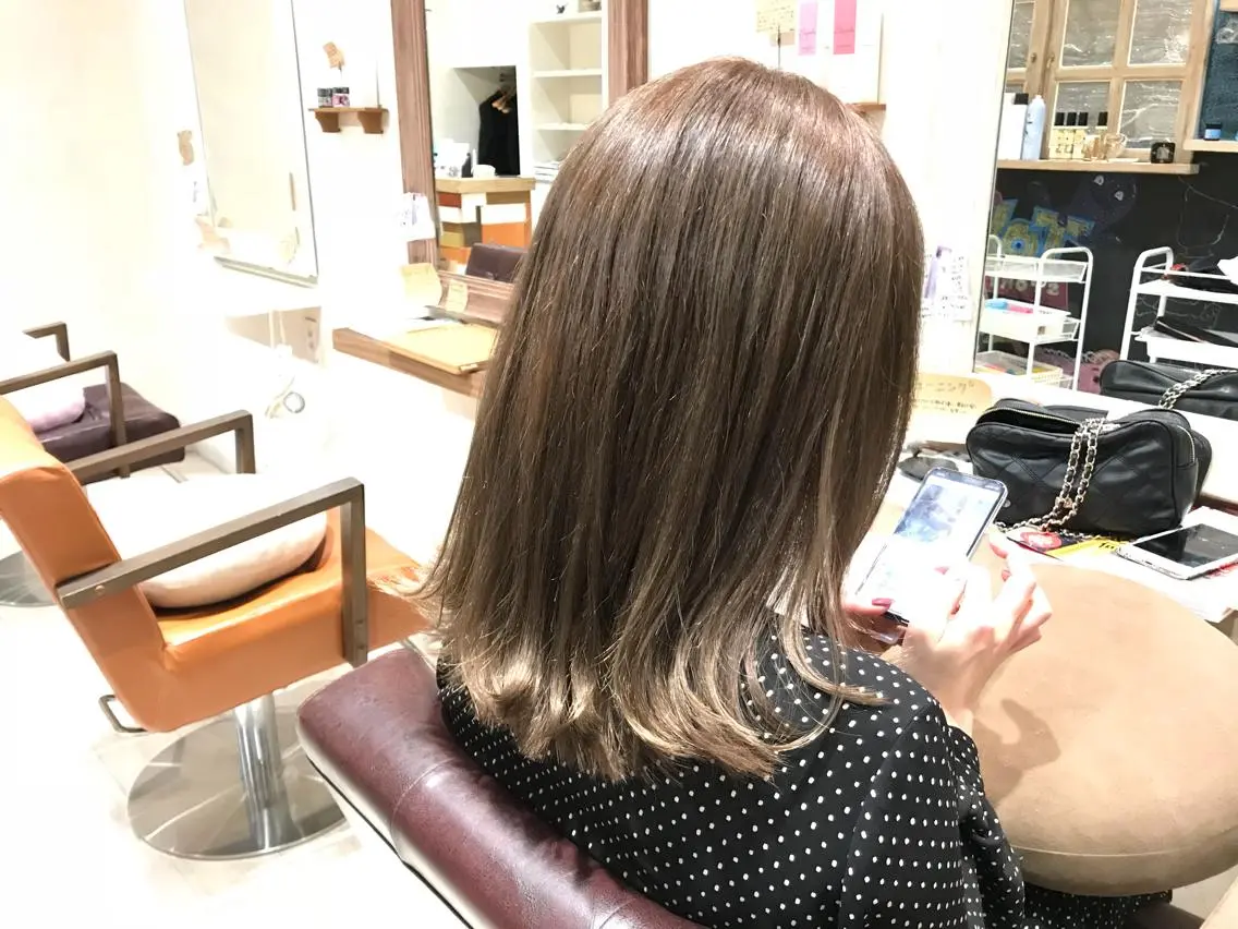 ミディアム カラー ベージュカラー イルミナカラー モカベージュ メンズ指名多数!! 田島史也のヘアスタイル