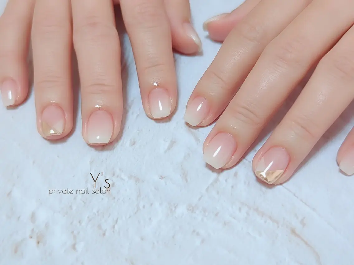 ネイル YUMI NAGAI  のネイルデザイン