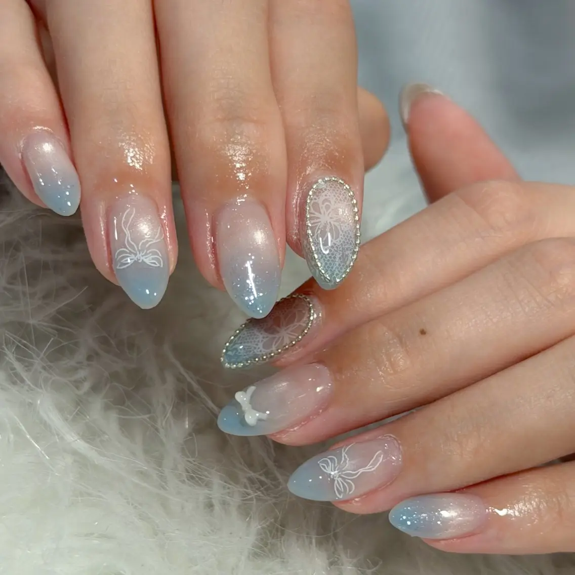 ネイル ハンドネイル フットネイル LAVISH nanamiのネイルデザイン