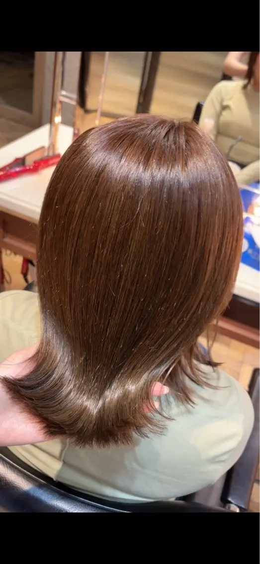 ミディアム カラー ベージュカラー オリーブベージュ カット ヘアカラー トリートメント ご新規様限定 透明感カラーKANAのヘアスタイル