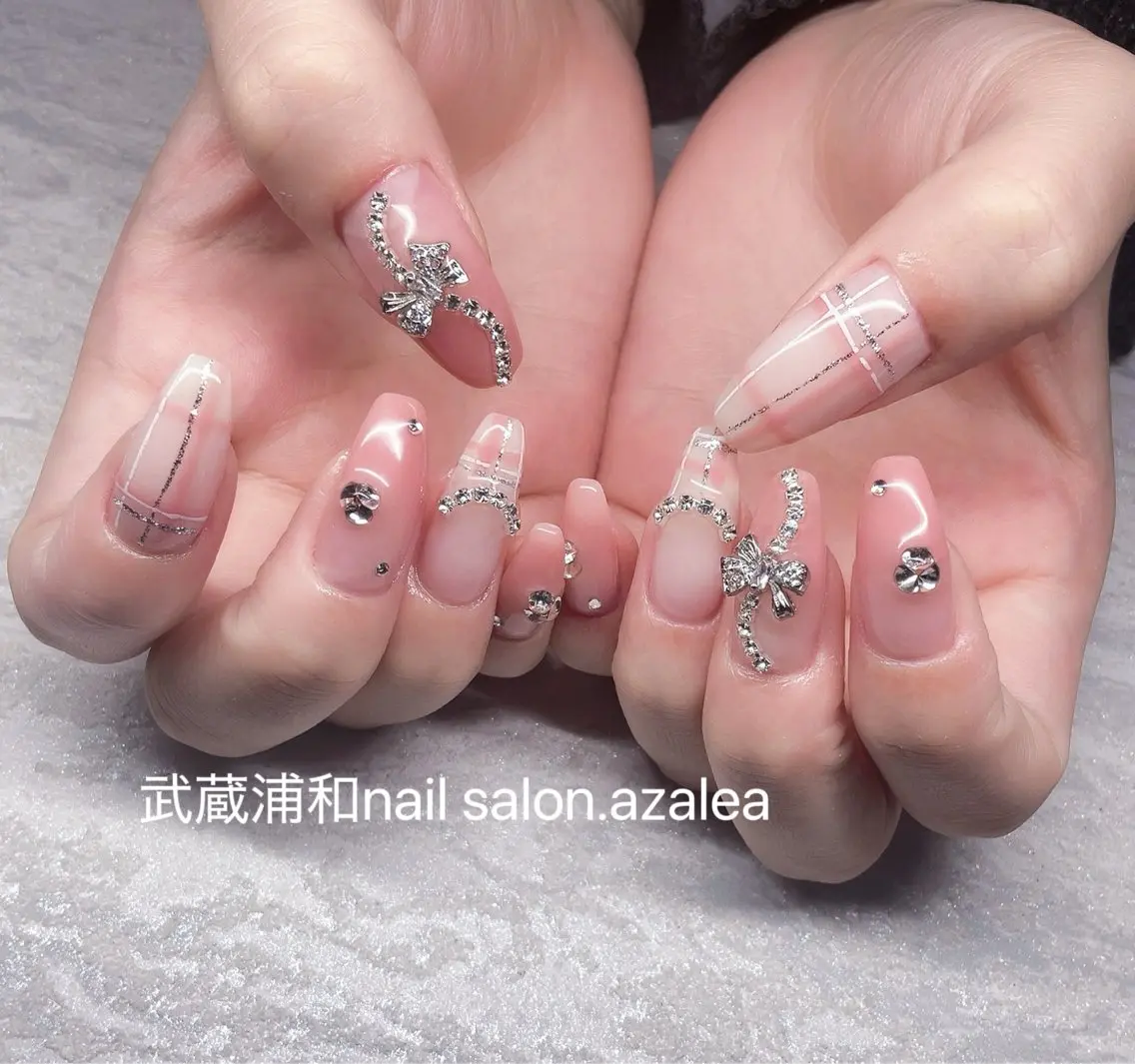 ネイル ハンドネイル R inのネイルデザイン